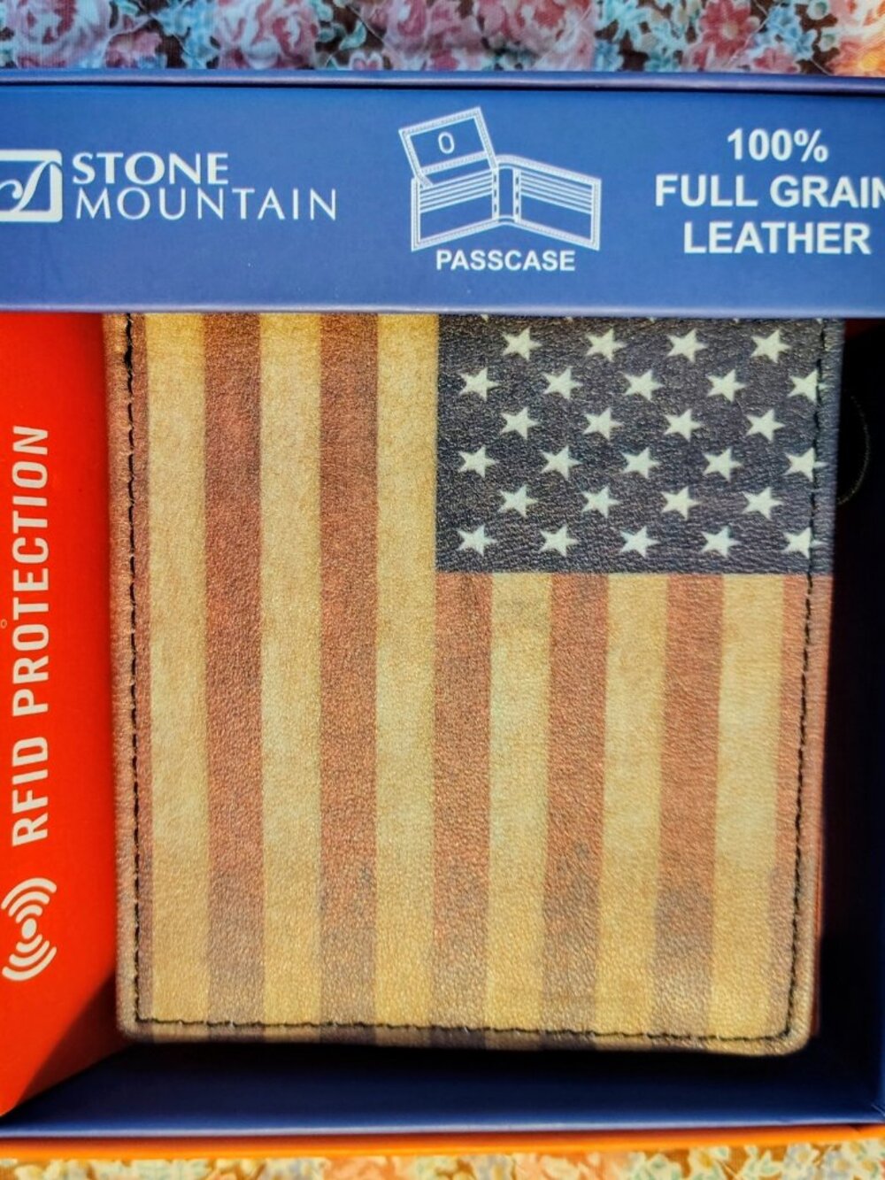 NWT Stone Mountain Men's Full Grain Leather Wallet USA Flag, MSRP $35